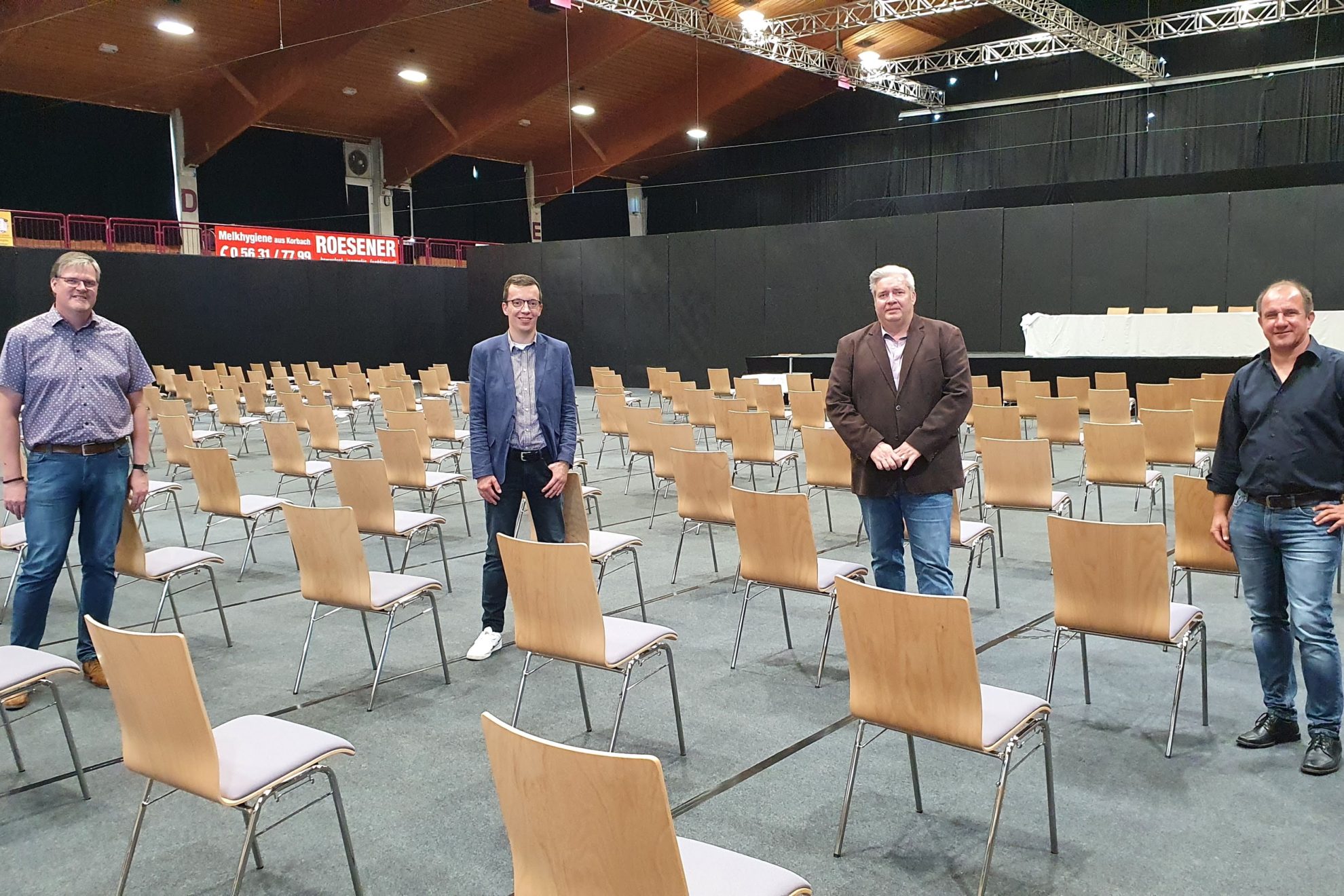 Gespräch in der Hessenhalle