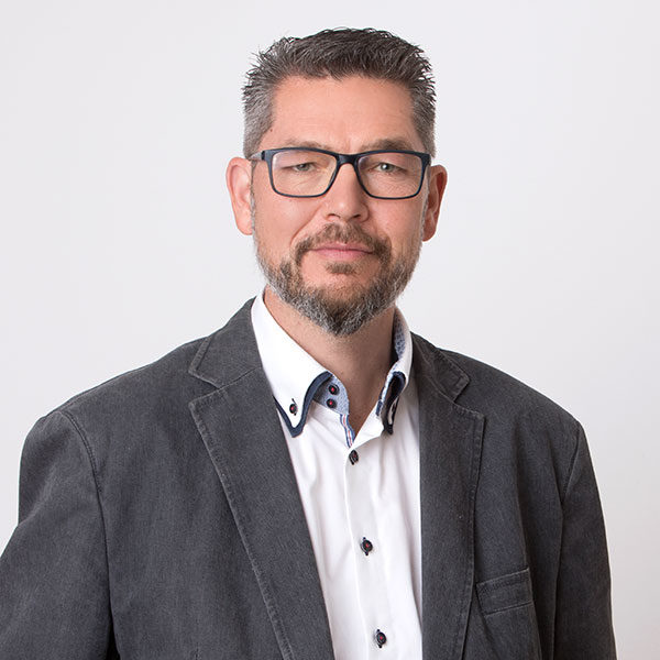 Dirk Neumann